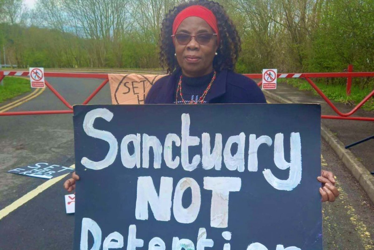 EC_magazine's tweet photo. We support @4refugeewomen's call for @IKEA @sainsburys and Bravissimo to stand up for refugees by stopping work with @mitie

Mitie manages "wretched" UK migrant detention centres

More info &amp; ways to contact brands: https://t.co/CVmG5Dp6zu 

#RefugeesWelcome #CompassionIntoAction https://t.co/0YGaUN2JXI
