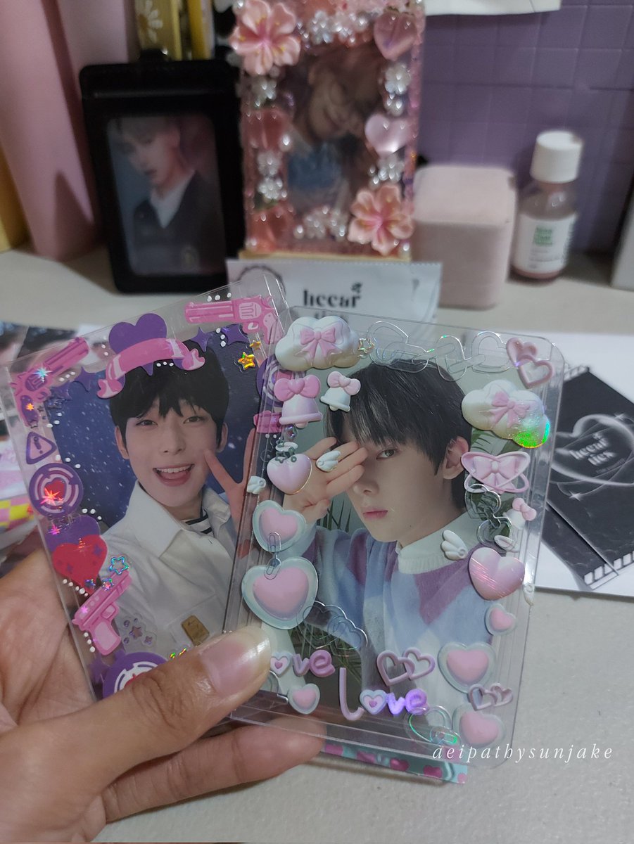 aeipathyksn's tweet photo. 🌿: mail from @01overz @heearties.

super unexpected purchase. the very most photocard that i thought would be my last boss. pushed the thought na i would buy this since it would be so hard to make this pc pauwiin. thank you so much my savior ate she ilysm. +

#fromheeart https://t.co/JtCCcg1FWc