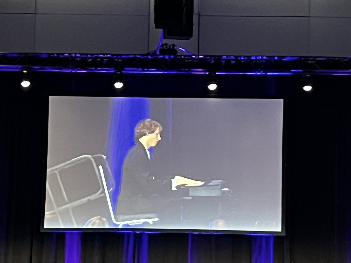 Paul_Niagara's tweet photo. Congratulations to @ridleycollege recent grad Stephen Babin for an outstanding musical performance at closing session of #IBGC2023 conference. https://t.co/spIZ3cFY6M