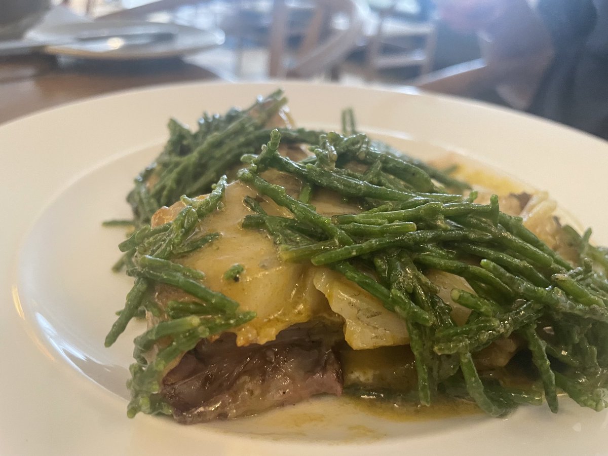 gourmond101's tweet image. These #JohnDory &amp;amp; #Turbot dishes were perfectly cooked and delicious @ #Suffolk Sur-Mer … what pleasure being at he seaside eating such fresh fish