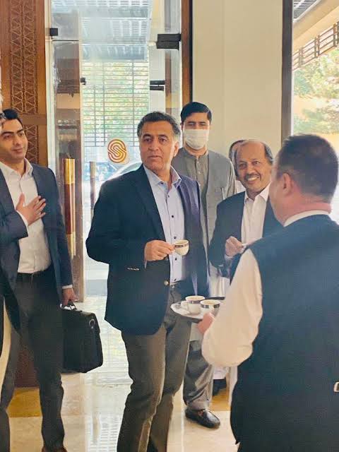 JassieAfriday's tweet photo. جب بھی کوئی خود کو کہیں اڑائے گا
 تو تم کو ایک شخص یاد آئے گا https://t.co/e4MmYaxkQI