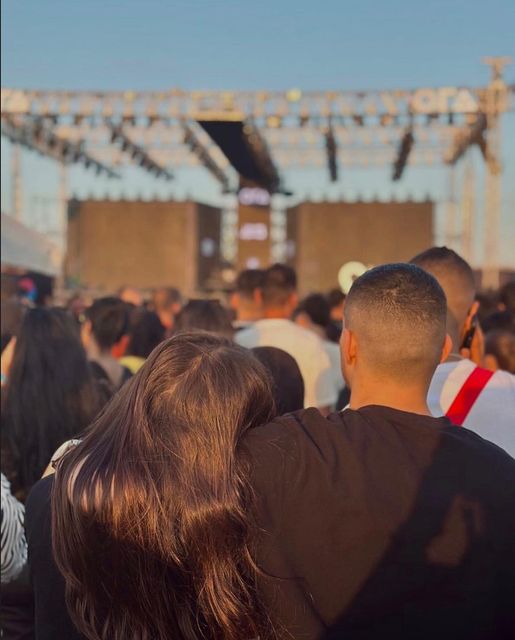 انا وانتي🤍
حفله لكايروكي
It’s date