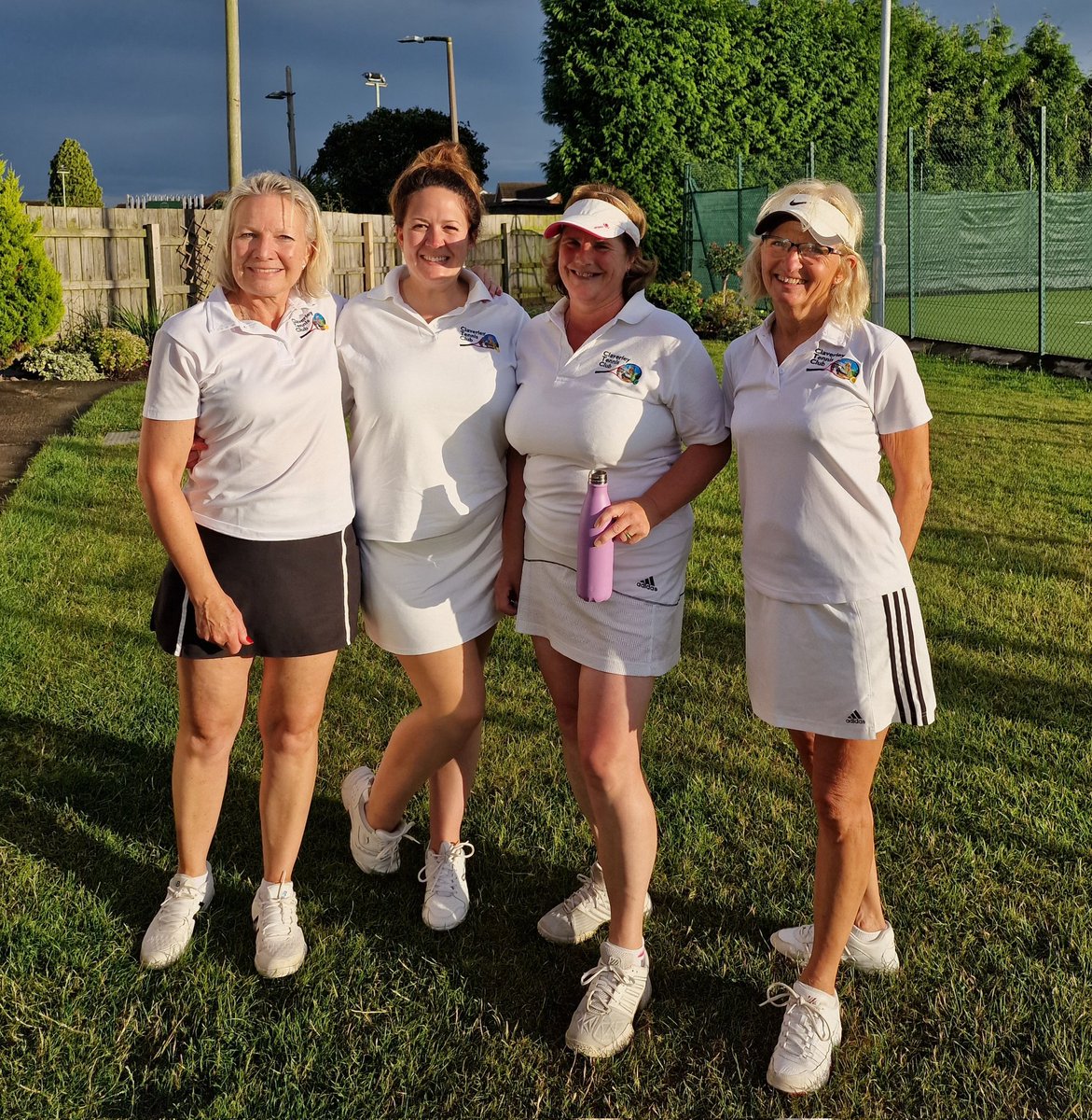Season complete ✅️ 🎾.
Loved playing for Claverley Ladies again for my 20th year 🙈. Sadly, not a league promotion again like last year but thoroughly enjoyed playing with Lisa (my DT teacher from 1997-2000). #nextyearladies #shropshireleague <a href="/LTAShropsStaffs/">TennisShropsStaffs</a>