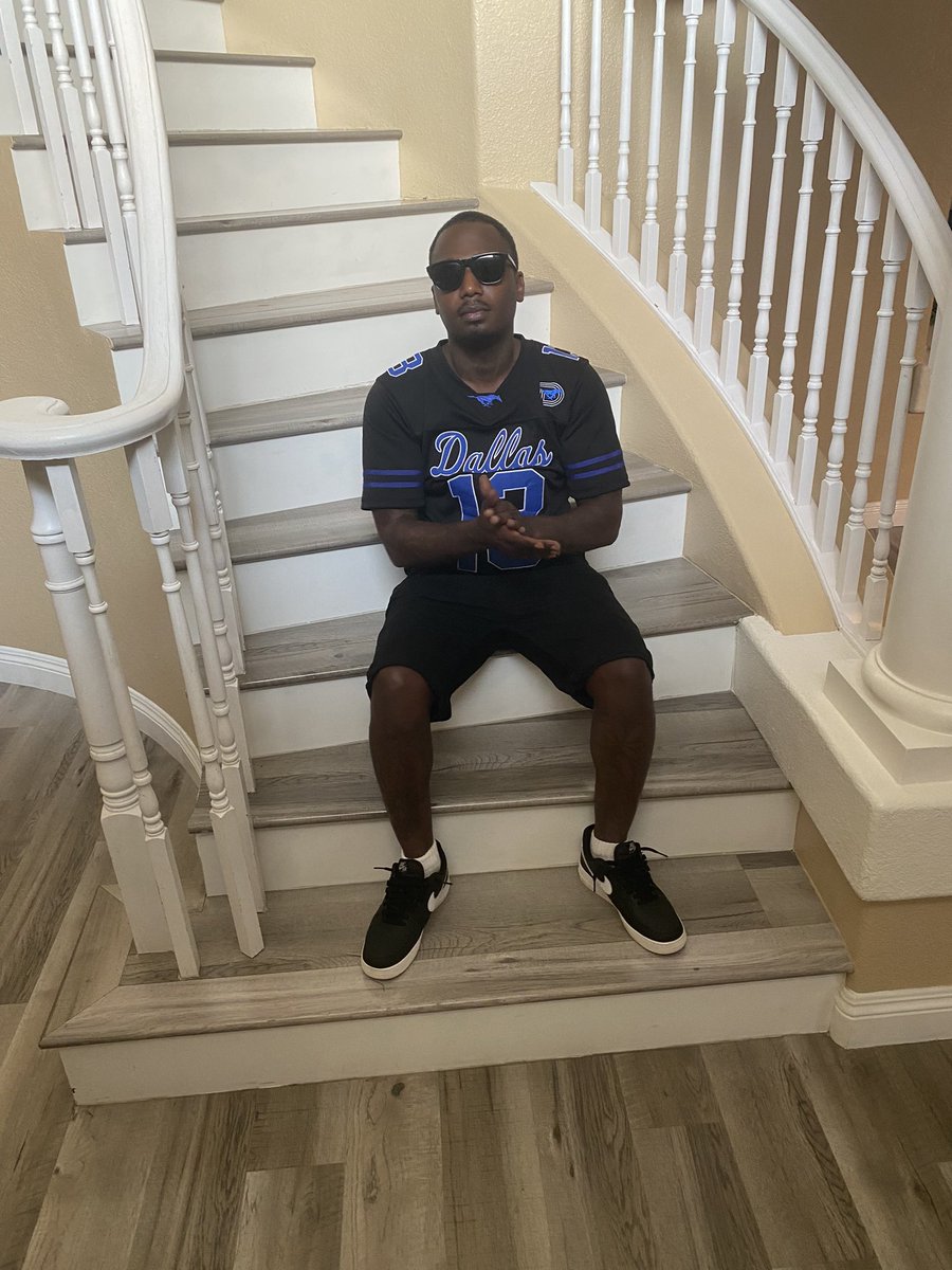 Denero237's tweet photo. Losses make Bosses🤷🏾‍♂️ https://t.co/hcJCqHWzUc