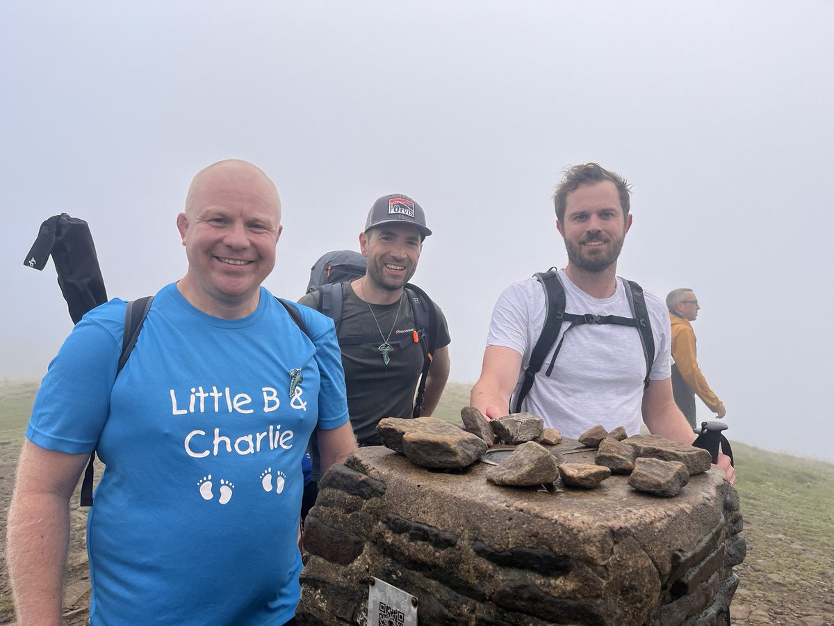 daveyweston's tweet image. We completed #yorkshire3peaks in 10 hours 38 mins! Overjoyed that we've raised over £3000! Grateful to all our wonderful donors. 😍 Check out these hike photos. 🏞️ There's still time to donate! 🙏 Link: justgiving.com/crowdfunding/y… #Fundraising #makingmiracles #Yorkshire3Peaks2023"
