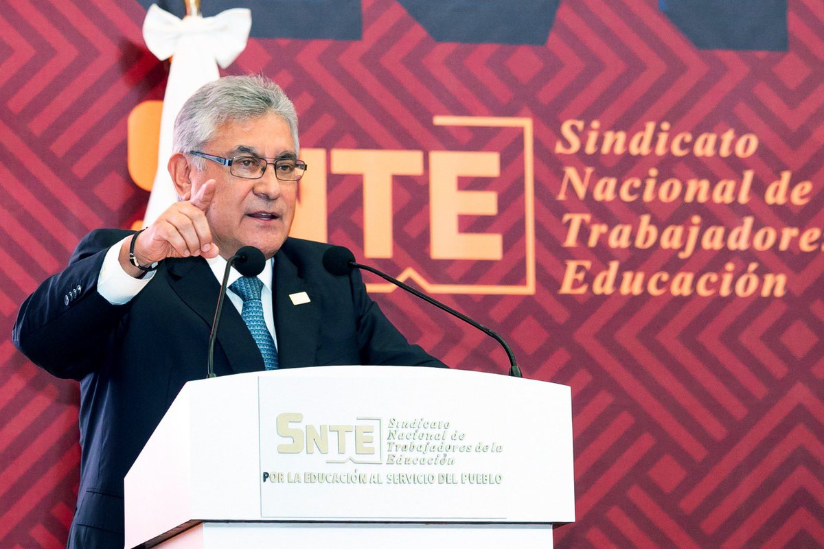 JLBARRERASNTE's tweet photo. En apoyo a la estrategia del @GobiernoMX para prevenir adicciones, el #SNTE dirigido por el Mtro. Alfonso Cepeda Salas, sensibilizó a más de 2 millones de alumnos sobre daños a la salud por el consumo de drogas.  Participaron maestros y padres de familia 

https://t.co/M4JBCrg0Go https://t.co/HKMRIFWsHv