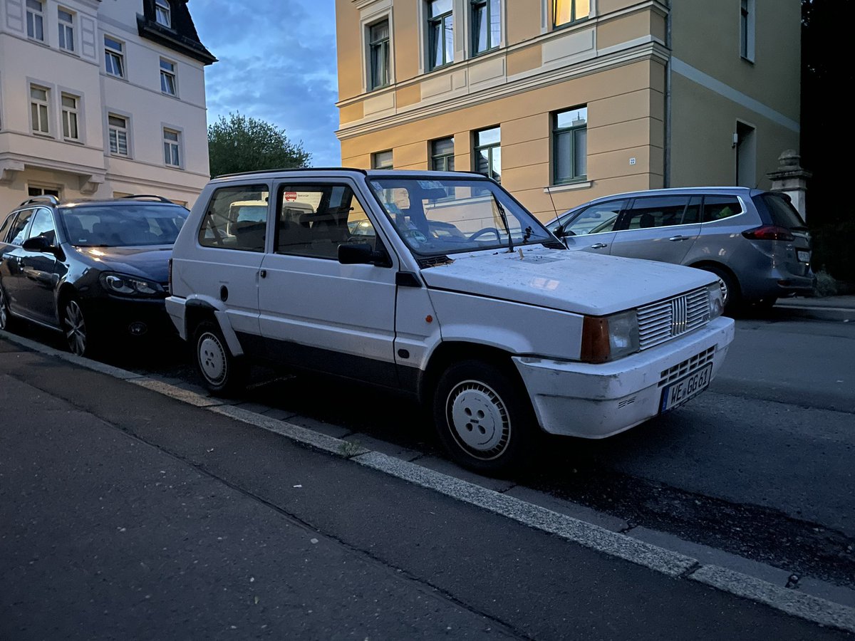 flaneurUK's tweet photo. Some of fun #streetspots on the way back from dinner this evening in Weimar. This Mk 2 Fiat Panda 1000L is apparently an injected one. Don’t think I ever saw an I.E badge on a U.K. One! https://t.co/poWLjai1aw
