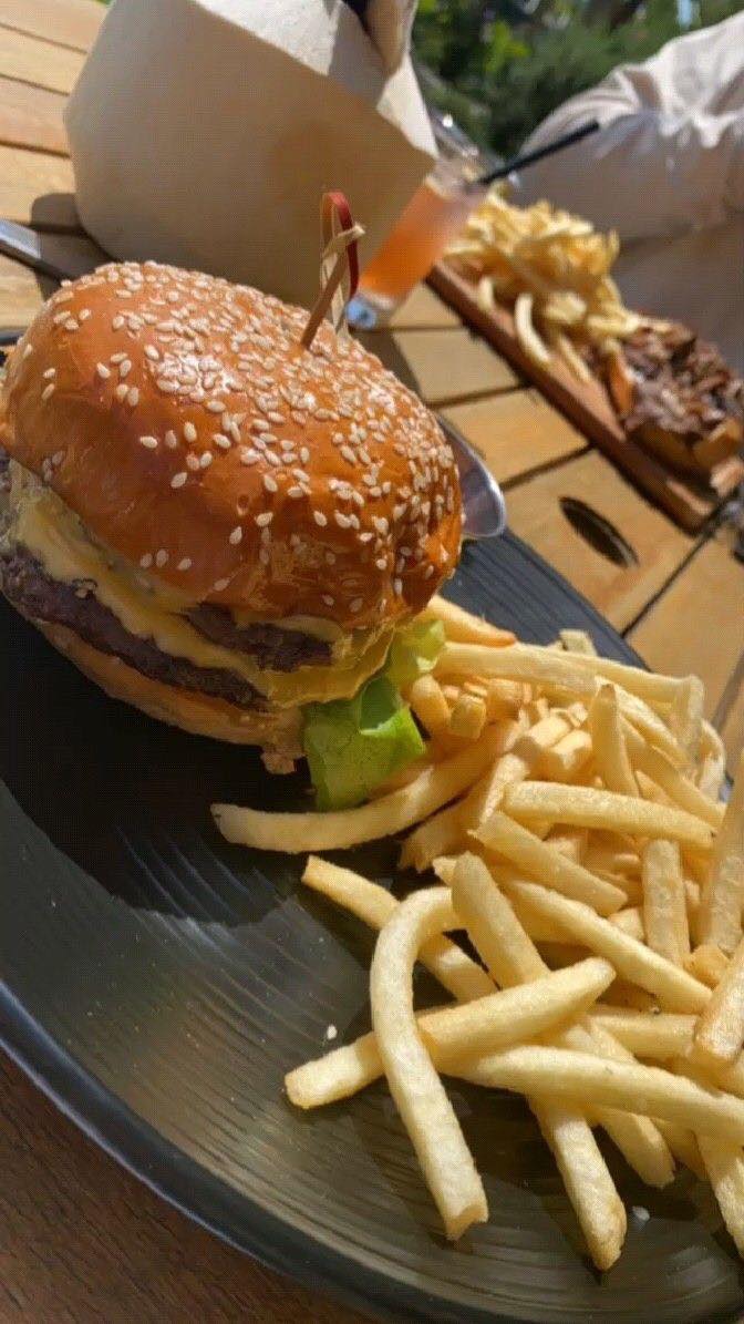 viviría comiendo hamburguesas todos los días de mi vida