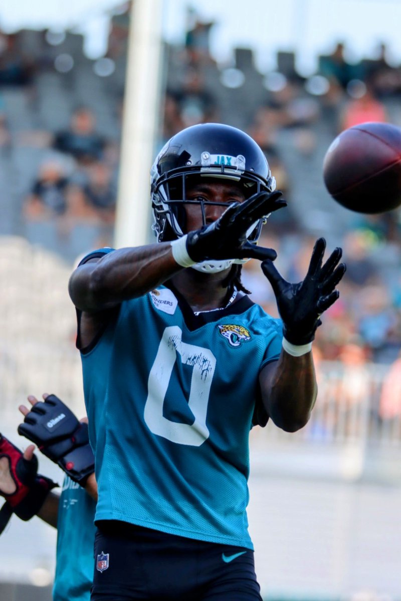 Jrnedrow1's tweet photo. Week one of @Jaguars training camp is officially in the books.
#sportsphotography #jaguars #photographer #nfl #espn https://t.co/AvLM5sPULF