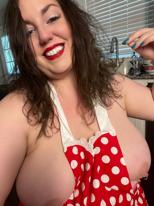 Shooting part two https://t.co/CRqdUN15Y5<a href="/tag/mvsales"class="tags"><span>#mvsales</span></a>