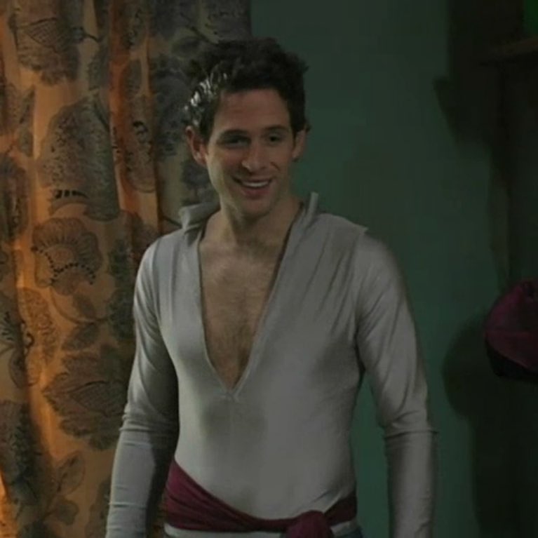 female dennis reynolds tweet media