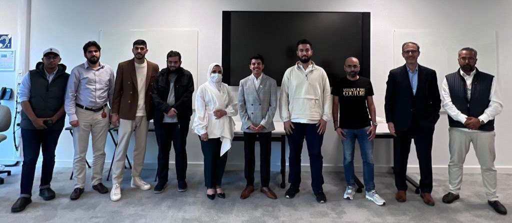 LonSSCUK's tweet photo. يتقدم النادي السعودي في #لندن بجزيل الشكر لـ أ. آنس الثبيتي @Anas_cit 

على تعاونه مع أ. ريم الخرجي في تقديم ورشة عمل "الإبتكار وريادة الأعمال"

كما نتقدم بجزيل الشكر للأصدقاء في النادي السعودي في #نيوكاسل @SaudiNCL و مبادرة ابحاثنا تدعم رؤيتنا @2030Researchers على جهودهم وتعاونهم في تنظيم ورشة العمل 

شكراً لكم على مساهمتكم بوقتكم ودعمكم للمبتعثين 
أصدقاءنا الحضور شكرًا لتواجدكم ودعمكم 
نتطلع للقائكم مجددًا ✨