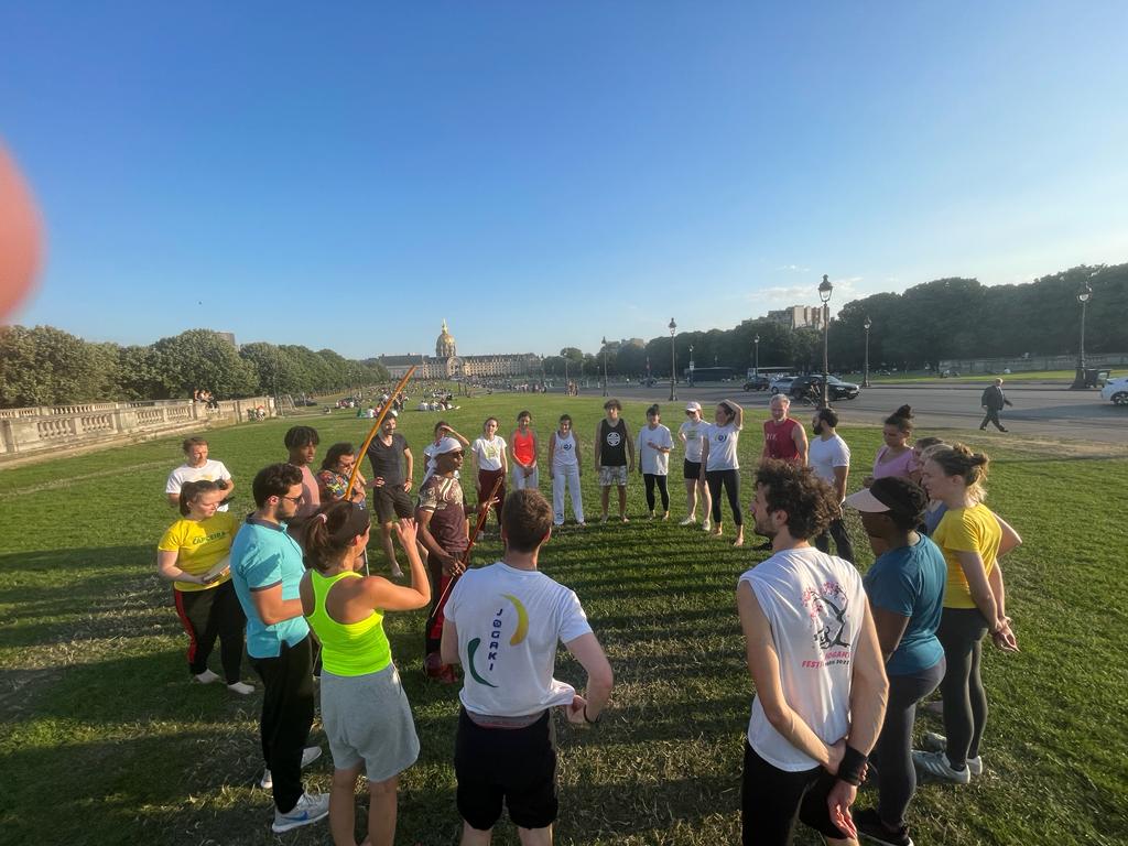 Jogaki Capoeira Paris tweet media