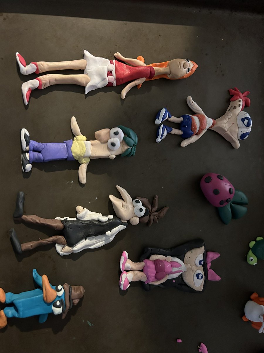 MustangLarry's tweet photo. @DanPovenmire  our daughter’s wanted to do craft time with modeling clay as a summer activity.   Thoughts? https://t.co/RDLw4ogFt0