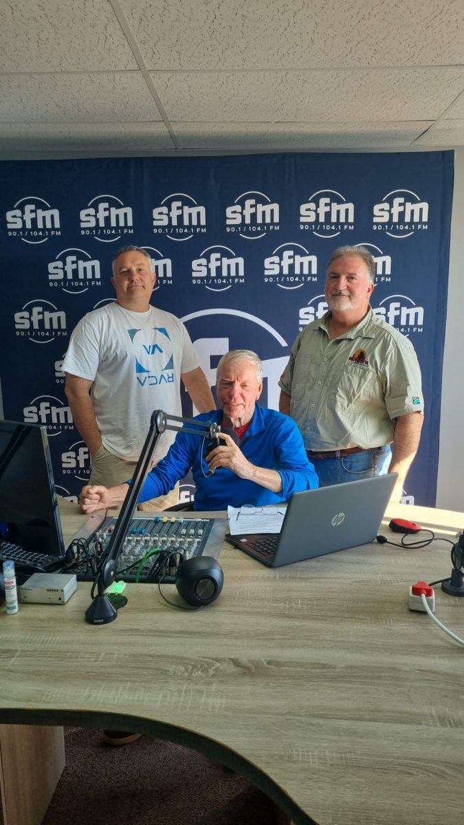 Sandpiper_SA's tweet photo. Lovely interview with Bertus Beukes of Garden Route Bird of Prey rehab centre and Lukas Swart of Ubuntu.
A talk about cooperation between 2 very important initiatives. Listen to our weekly program on 90.1 fm or podcast on https://t.co/eo7PygsOD0
— at SFM Streek RADIO. https://t.co/Q8fhYQAViS