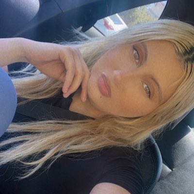 plvna96's tweet photo. #NewProfilePic https://t.co/TUiJDifYTv