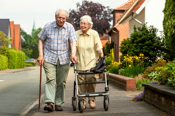 medlineplus's tweet photo. The pattern of how you walk is called your gait. Different diseases and conditions can affect your gait and lead to problems with walking. Learn more about walking problems: https://t.co/0nfsjQHgeM #WalkingProblems https://t.co/29p7oQKPt1
