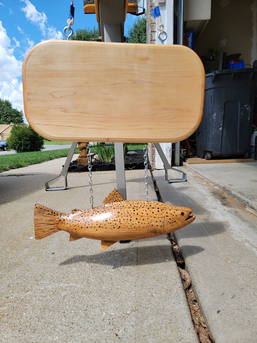 grayghost_14's tweet photo. Flyingm backyard wood carvings (fb) https://t.co/M95WZAcCbL
