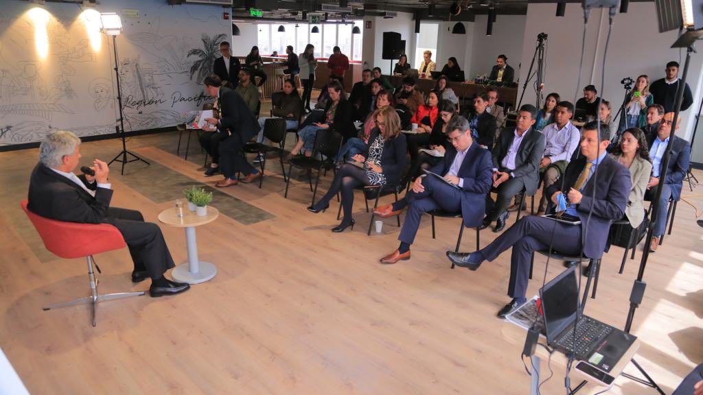 #EnMedios📰 | El Indicador de Condiciones de Vulnerabilidad Urbana, que lanzó esta semana el #DNP, es una herramienta fundamental para entender la complejidad de las aglomeraciones y el ordenamiento geográfico. 

Nota en <a href="/ElNuevoSiglo/">EL NUEVO SIGLO</a> 👉 bit.ly/3q3RtCq