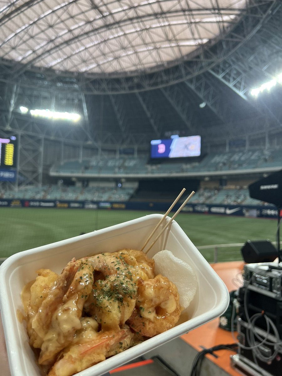 그리고 고척 크림새우가 양이 줄었다는 슬픈소식🥹

개막전때                           6월말 경기때