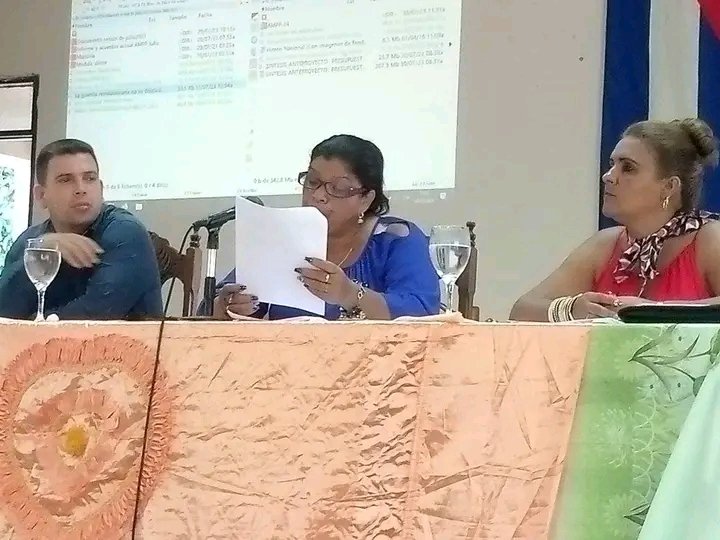 La Asamblea Municipal en Bartolomé Masó Márquez, se pronuncia en varios aspectos para buscar soluciones a problemáticas que hoy afectan la población.#UnidosSomosMasFuertes.#TrabajarParaTrascender.