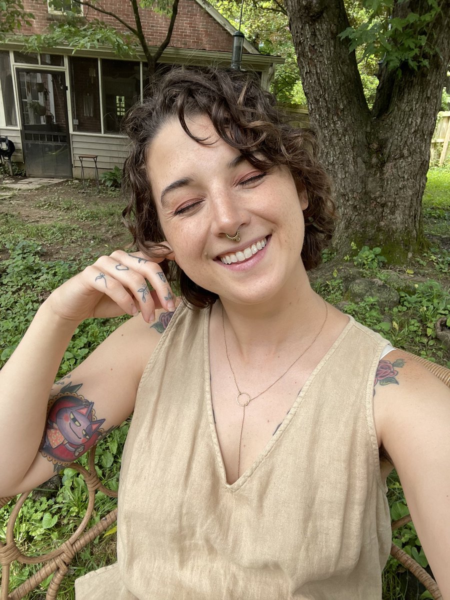 i’m live on twitch! 

playing animal crossing 2day 

☀️☁️🌱