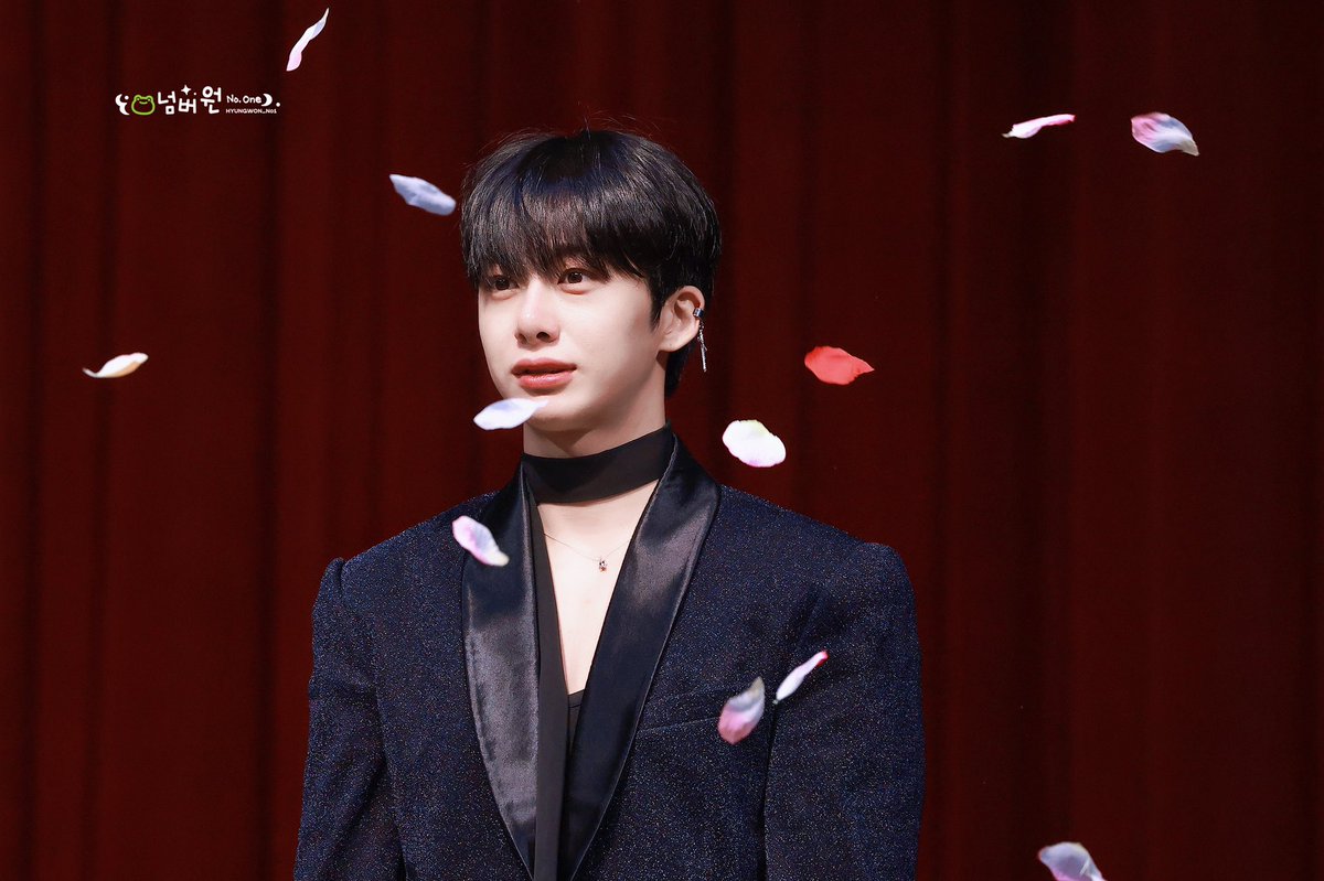 HYUNGWON_No1's tweet photo. 230730
🌸
#MONSTA_X #몬스타엑스
#HYUNGWON #형원 https://t.co/bg2bSflpqR