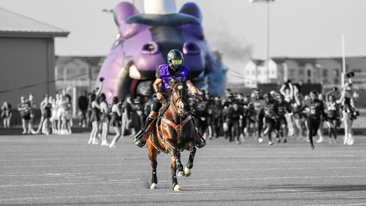 It’s about time for #DaDirtyF to ride again. Unified Unyielding Unlikable Unique. @fulshear_fball