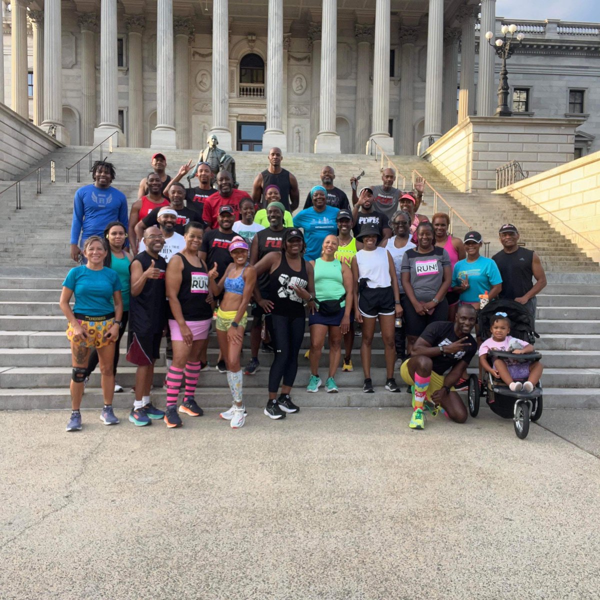 RUNJOSEPH_RUN's tweet photo. Sunday Runday with Black Girls Run Columbia SC and Black Men Run COLUMBIA SC done!!! #bmrcola #blackmenrun #blackgirlsrun #garmin #strava #marathontraining #nrc #commitment #mypacemyspace #myjourneymystory https://t.co/Ny0ItW9jW3