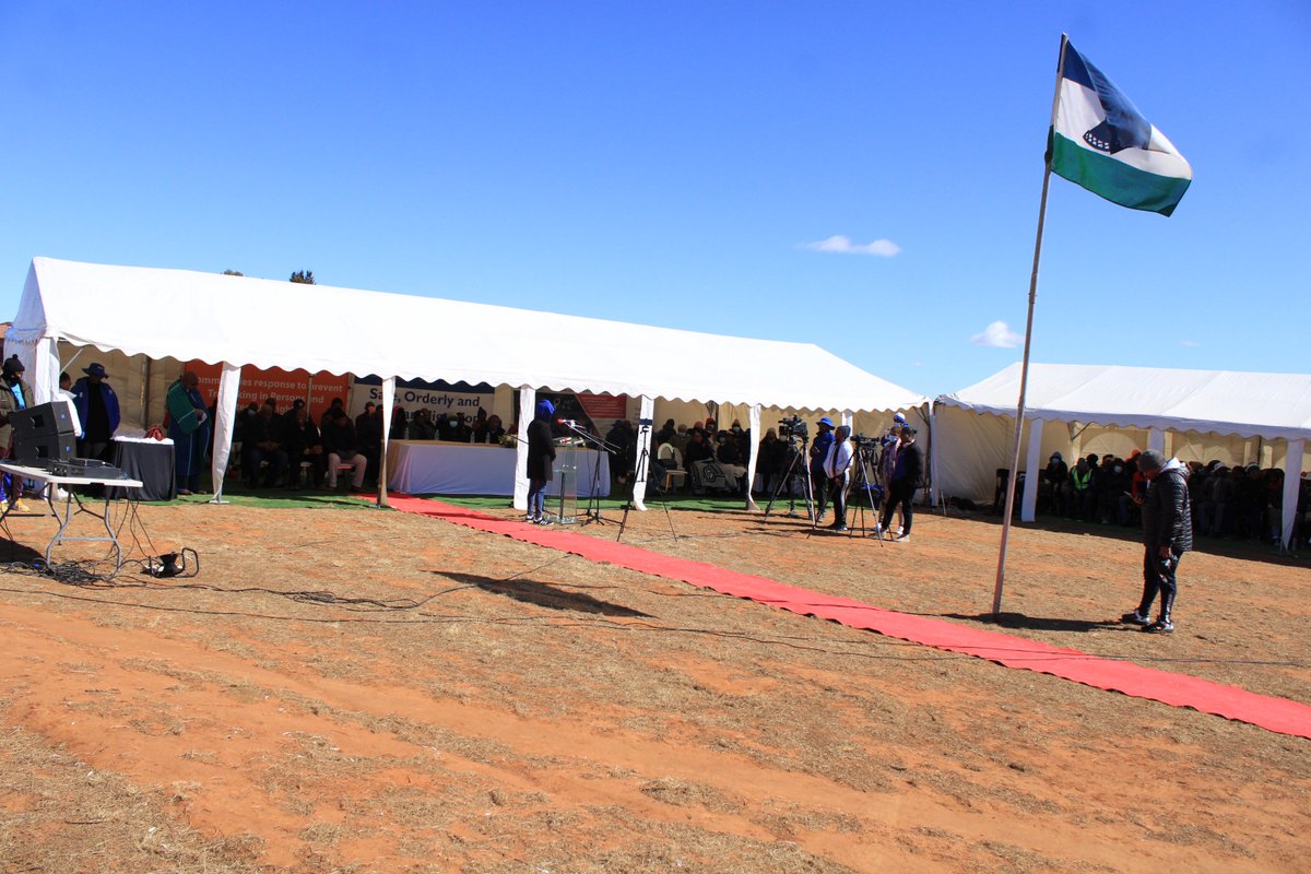 IOMLesotho's tweet photo. Today as we commemorate this day, World Day Against Trafficking In Persons, in #Maputsoe, @IOMLesotho is committed to continue its support the Gov of Ls🇱🇸 to fight against #TraffickinginPerson.
"Support every victim & leave no one behind."
#EndHumanTrafficking https://t.co/iljqxFybfn