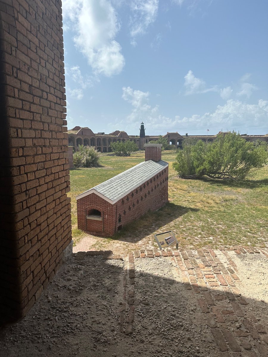 Erica Fabie tweet media