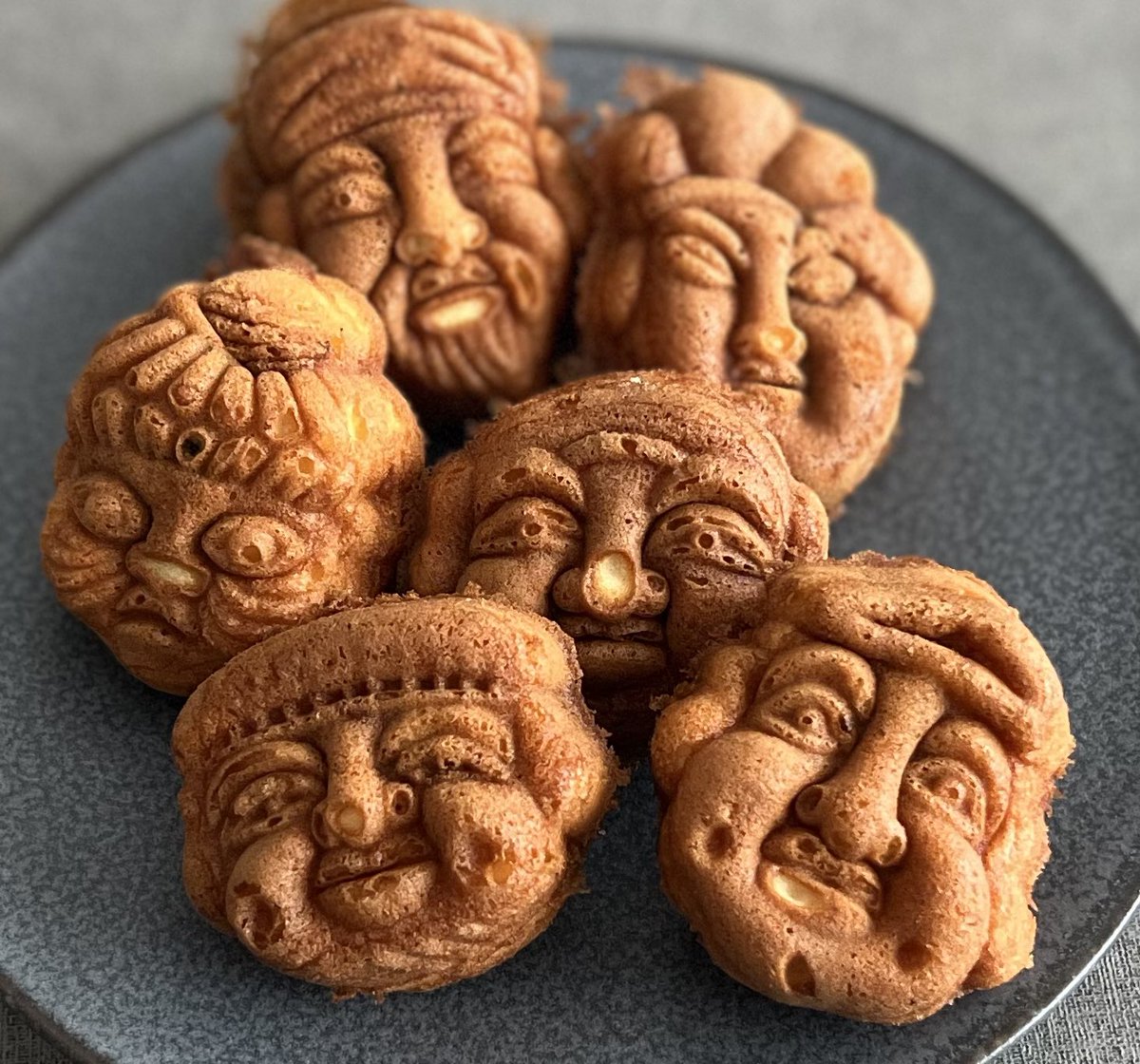 菓子案内 #販売情報 先日、#人形町 を散歩しまして買いました #板倉屋