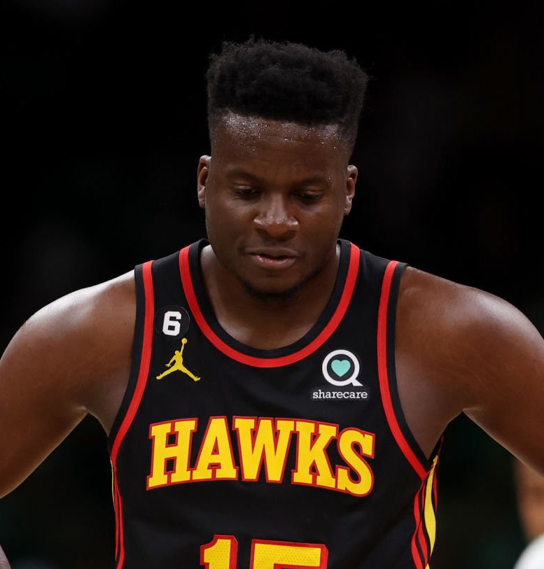 TheDunkCentral's tweet image. The Mavericks would like to make a run at Clint Capela, per @TheSteinLine 

“The Mavericks don’t want to be done. Maybe they are done with this roster because further moves are not available to them. They would love if the chance to make another trade run at Clint Capela from the…