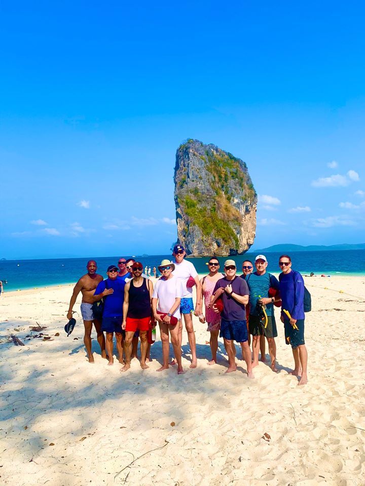 outadventures's tweet photo. Experience the perfect blend of culture and relaxation on our decadent gay tour of Thailand! 🇹🇭 🏝️ https://t.co/z1Nu4Q0zHR
#outadventures #gaycation #gayadventures #lgbtqadventures #gaythailand https://t.co/fAIZWkJ2cR