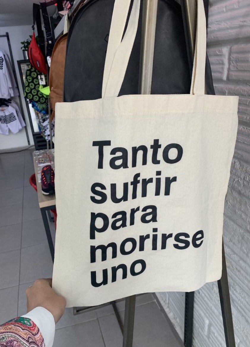 maria_mimia's tweet photo. Filosofía de la moda https://t.co/UxFm2KuObP