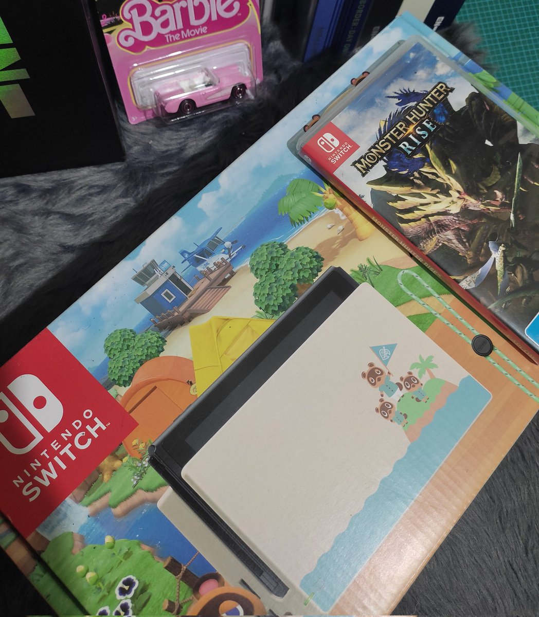spark_sunghoon's tweet photo. wts lfb ph 

Nintendo Switch V2 (animal crossing edition)
w/ monster hunter rise
• ₱ 13k negotiable
• good condi, no issues
dm for more info
mod: lalamove &amp; flash https://t.co/lupm332w8x