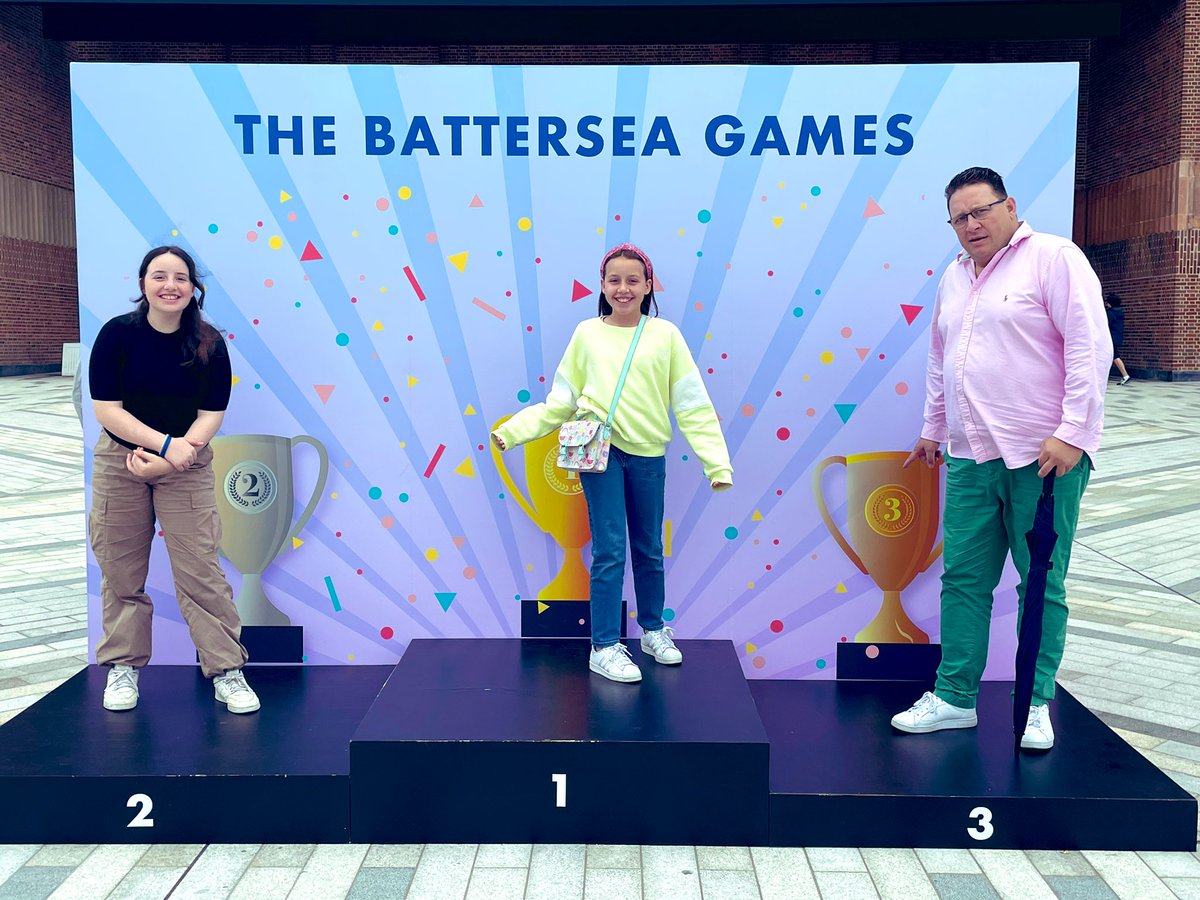 rob_dey's tweet photo. Love spending time at @BatterseaPwrStn it really is just fantastic. Two days in a row of adult and kids stuff! https://t.co/mDiReYIAYF