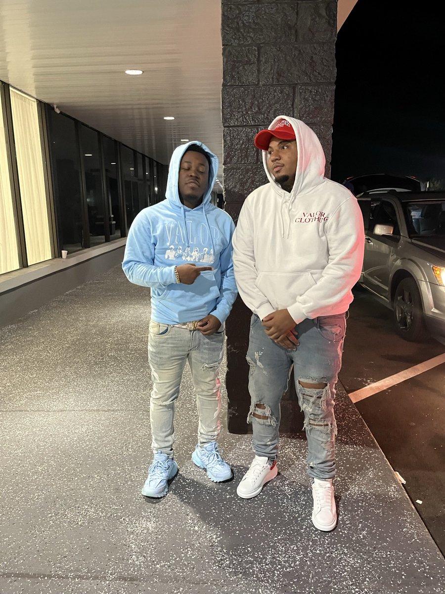 JackerGotRacks's tweet photo. All we do is play all day #FreePeezy https://t.co/nikwl1Pd7R
