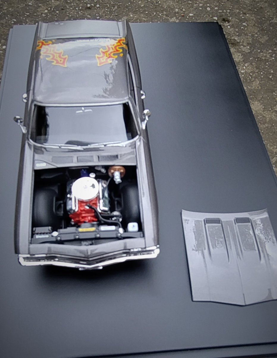 Humgorhobby's tweet image. &apos;68 Chevy Chevelle SS 396 Custom / Revell 1:25 Color: Mr. Hobby Mr.Color C-061 Burnt Iron, Lacquer: 2K, Carpet: Scale Production / red-brown.  Wheels: Aoshima Rays CE28N #scalemodel #scalemodelling #revell #Chevy