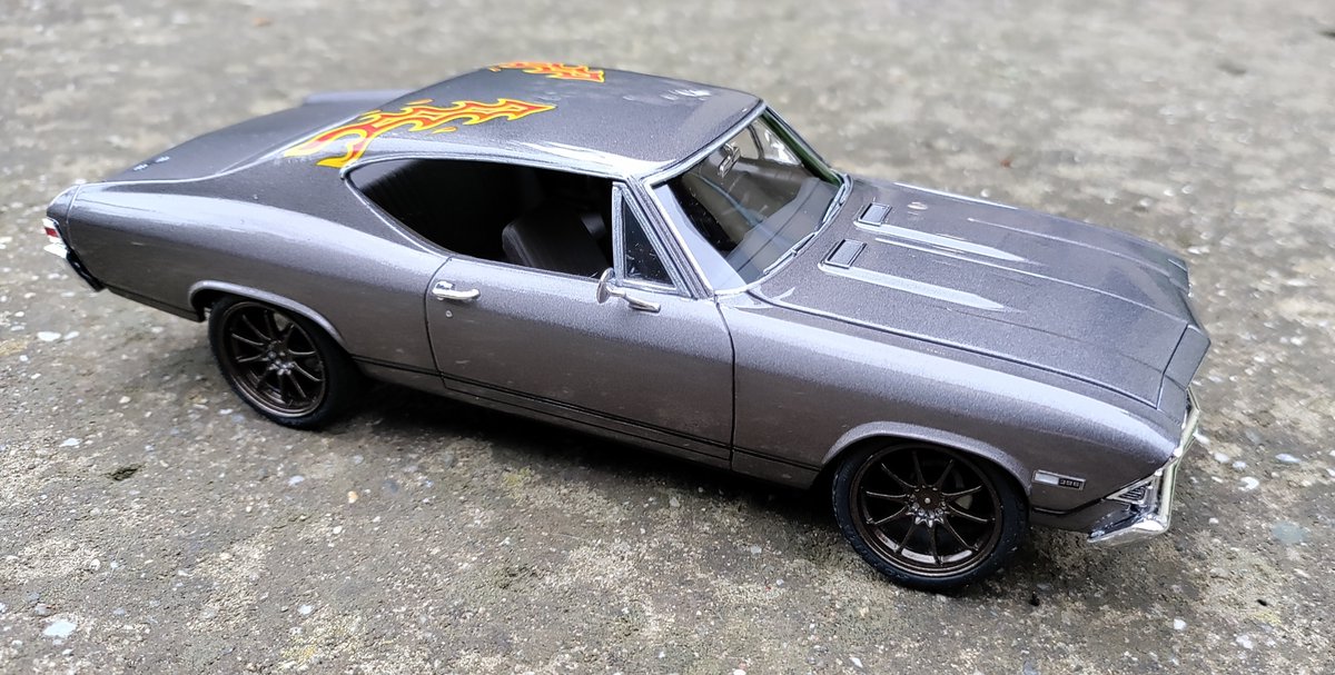 Humgorhobby's tweet image. &apos;68 Chevy Chevelle SS 396 Custom / Revell 1:25 Color: Mr. Hobby Mr.Color C-061 Burnt Iron, Lacquer: 2K, Carpet: Scale Production / red-brown.  Wheels: Aoshima Rays CE28N #scalemodel #scalemodelling #revell #Chevy