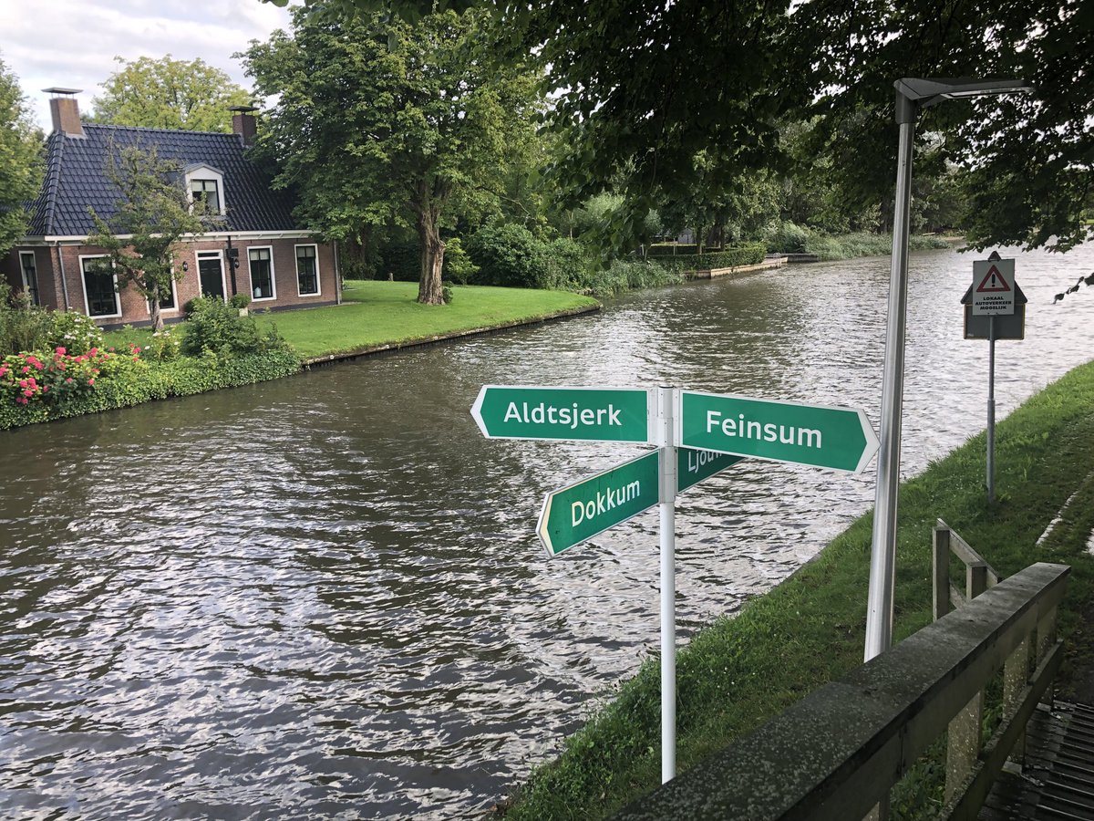 FredRaangs's tweet image. Prinsentuin te druk mooiste plekjes bezet.   # Leeuwarden Nu beland in ……. # Bartlehiem  # regen # wind