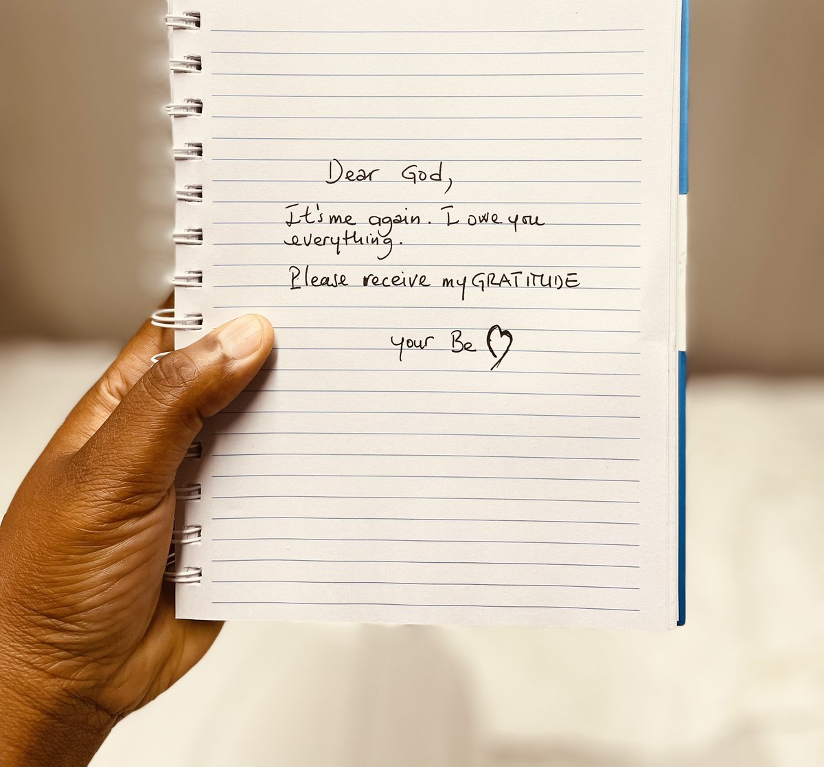 beauty_sodokin's tweet photo. As-tu exprimé ta gratitude au Seigneur aujourd'hui ?
Je t'invite à prendre une pause et à le faire.
Le souffle de vie n'a pas de prix.
Prenez soin de vous.
Que Dieu vous bénisse par ici cher(e)s ami(e)s
Dr Beauty Sodokin, Your Passionate Medical Doctor 
#WorldFriendshipDay https://t.co/8UU88LkkkK