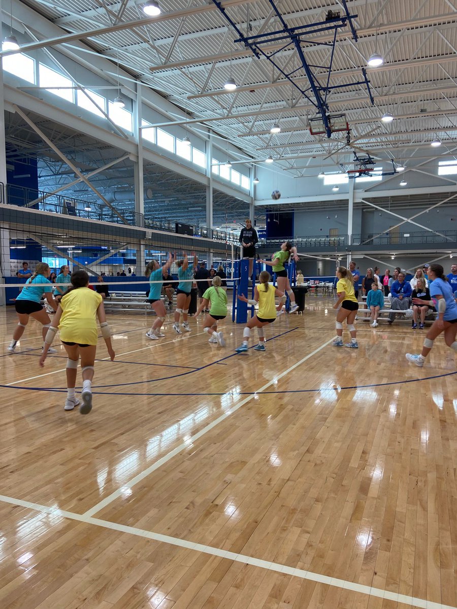 OBHS_Girls_VB🏐💙 tweet media