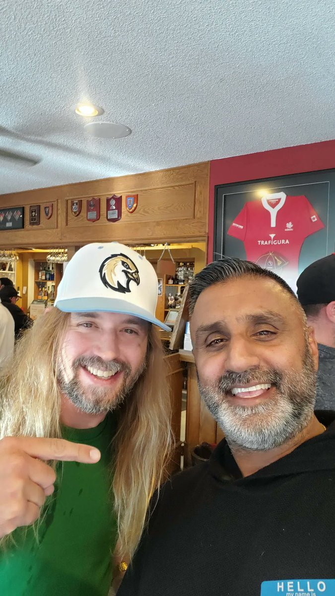 tbagg_13's tweet photo. A room full of people I have never met or spoken to before, but it felt like I knew everyone forever.  Learned Vance's name isn't really Vance, Barry the Cheater's showers aren't the same, and everyone loves yelling 'my wife'  @nielsonTSN1260
@Lieutenant_Eric #AMNastySummerBash https://t.co/ICdsZGRcPx