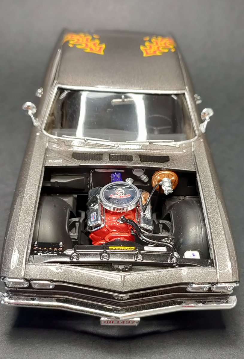 Humgorhobby's tweet image. Hello,

it&apos;s ready.
&apos;68 Chevy Chevelle SS 396 Custom / Revell 1:25
Color: Mr. Hobby Mr.Color C-061 Burnt Iron, Lacquer: 2K, Carpet: Scale Production / red-brown. 
Wheels: Aoshima Rays CE28N