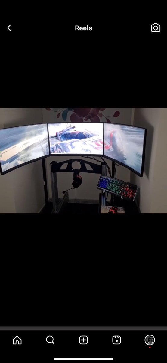 xisco_83's tweet photo. Buenas tardes amigos simracers. Tengo 2 monitores para vender .
MSi curvos de 27 y 165hz 
Precio 180 cada uno . Regalo cable DisplayPort con cada monitor. 
Los compré en marzo del año pasado y se han usado muy muy poco. Se vende por dejar el Simracing. https://t.co/LYGUOrNMcf