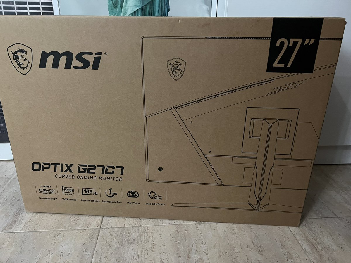 xisco_83's tweet photo. Buenas tardes amigos simracers. Tengo 2 monitores para vender .
MSi curvos de 27 y 165hz 
Precio 180 cada uno . Regalo cable DisplayPort con cada monitor. 
Los compré en marzo del año pasado y se han usado muy muy poco. Se vende por dejar el Simracing. https://t.co/LYGUOrNMcf