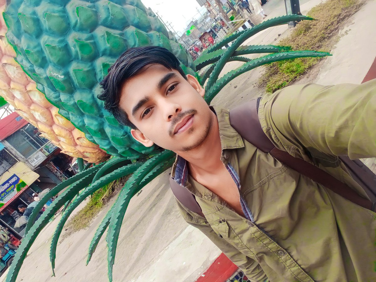 IAmRaselMia's tweet photo. হাই প্রোটিন যেমন সবার সহ্য হয় না তেমন আমাকে handle করার মতো তোর এখনো age হয়নি। https://t.co/WYnmJfGhfW