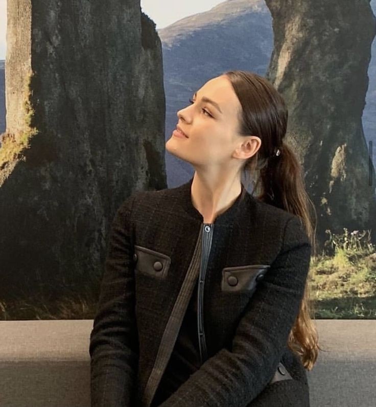 ⠀ ݁⠀.  #𝐒𝐄𝐃𝐔𝐂𝐓𝐈𝐕𝐄𝐒𝐔𝐍𝐃𝐀𝐘