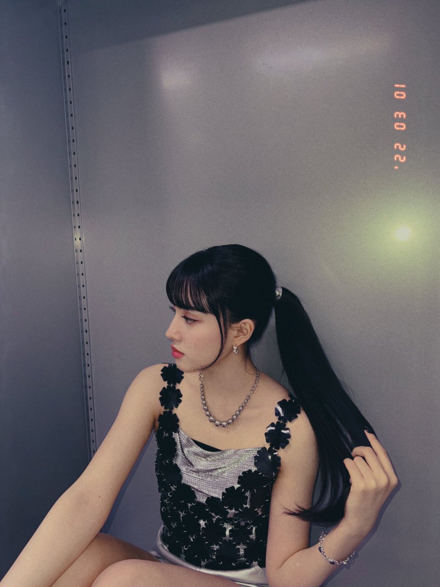 ✿ᅠ𝗙𝗨𝗡𝗖ᅠ✧ᅠ #Lila ᅠ᯽ᅠupdɑteᅠ੭ᅠ #𝕚n𝕥𖦹໒𝕒𝐬𝘨ꮺ𓈒࣪𝕔or𝕖 ᅠ.ᅠ #𝚙𝕝a𝚢ﮩ٨ـ𝐫u𝚗𝟐𝕦

Alguien (yo) se tomó fotitos estetiks antes de ir al #𝕤𝚙𝕚𝚍𝕖r𓊆い詩𓊇𝚍ǝ𝐛u𝕥 porque con los gritos que daré por estas chicas seguro vuelvo toda despeinada. ¡Felicidades!